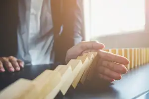 Danışmanlık Hizmetleri ile Kurumsal Risk Yönetimi